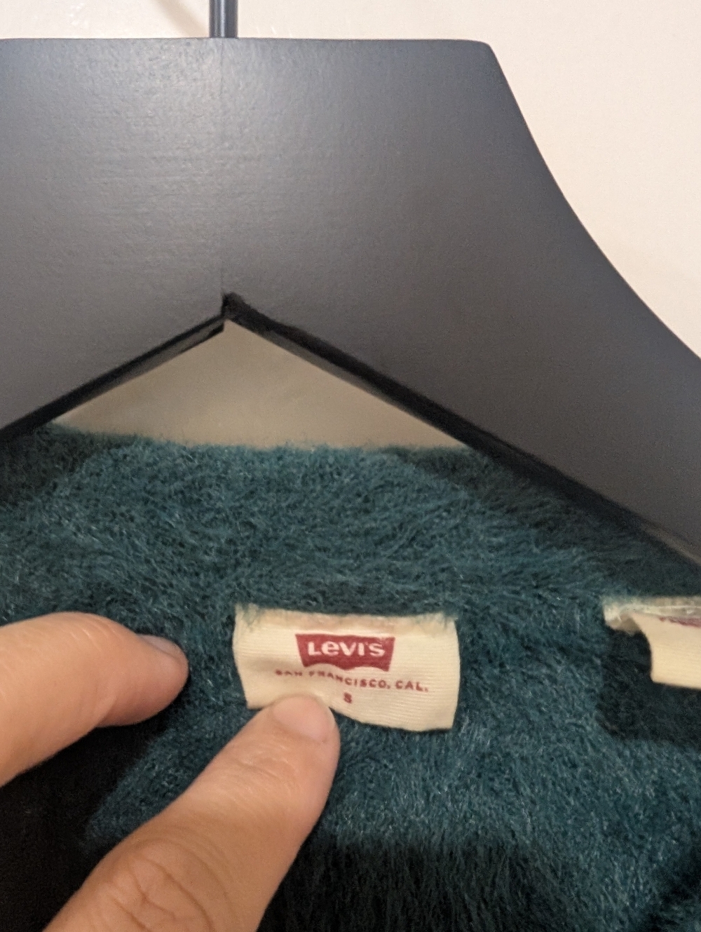 Levi's Green Fuzzy Cat Cropped Cardigan - Picture 5 of 14